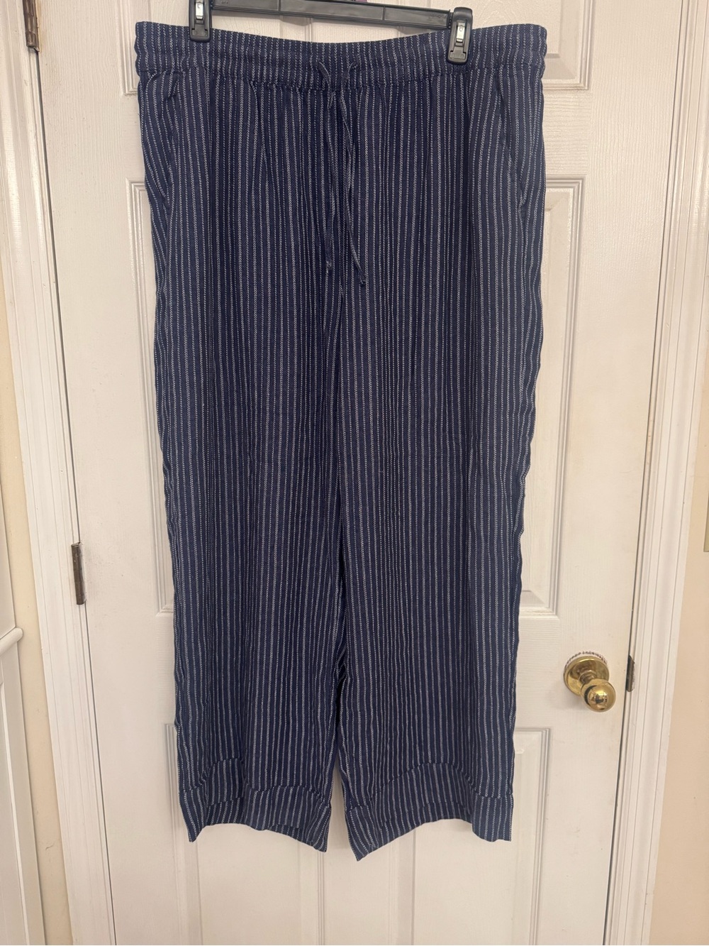 Time and Tru Navy Pinstripe Linen blend Wide-Leg Pants